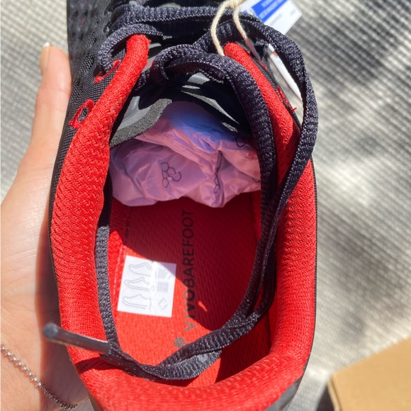 New in box Vivo Barefoot Stealth 2 - Picture 4 of 9